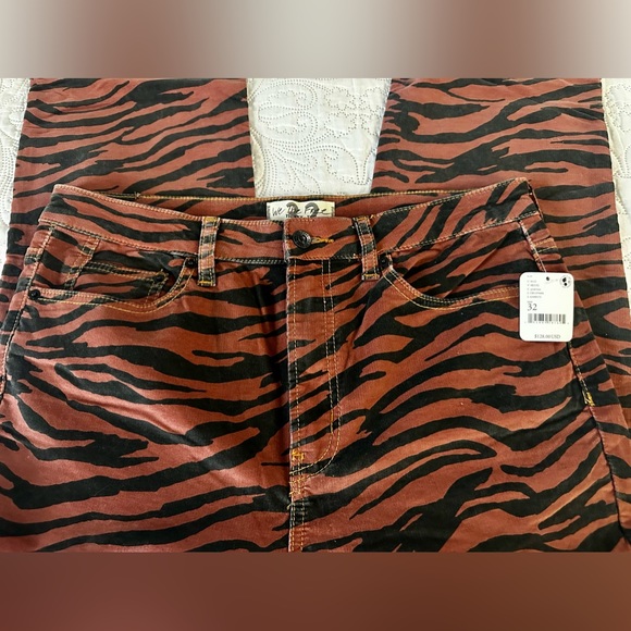 NWT Free People Lydia Straight Cord Jeans size 32 - Picture 4 of 9